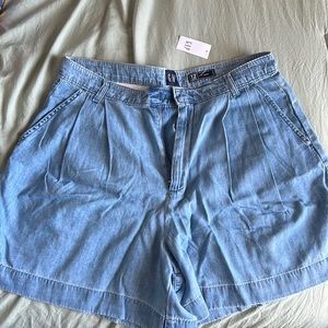 NWT GAP shorts